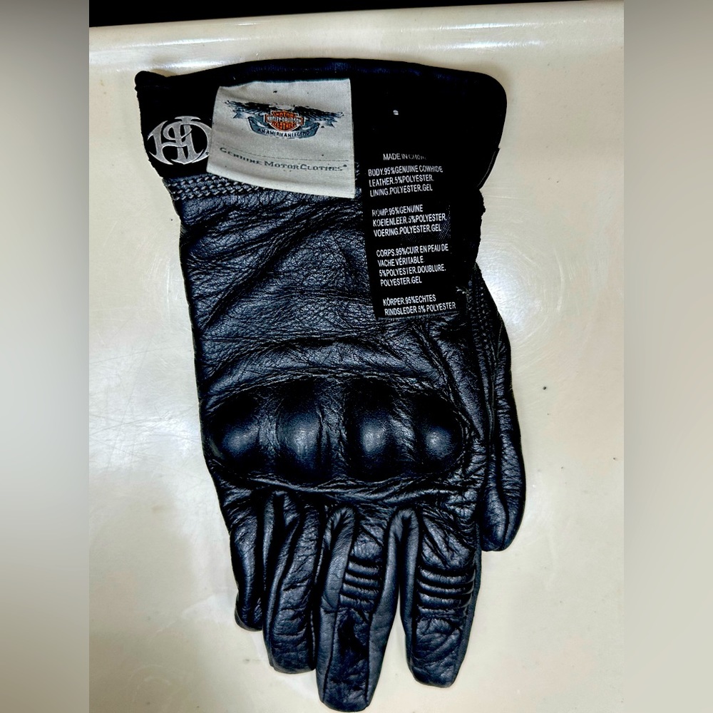 Harley Davidson women’s gloves pigskin black leather, reinforced knuckle size S.
